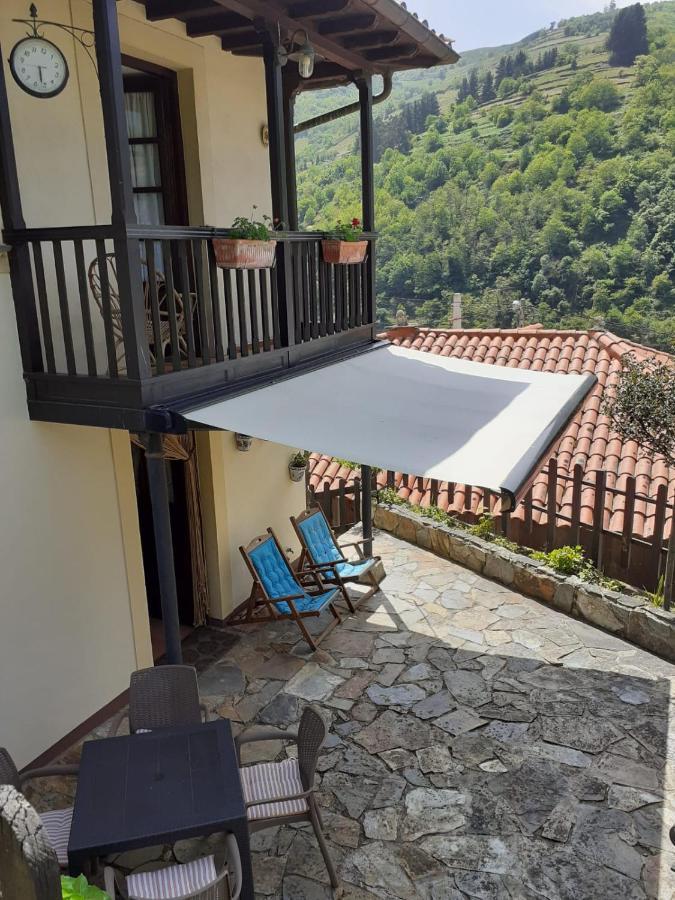 カンガス・デル・ナルセア La Casina De Santulayaヴィラ エクステリア 写真