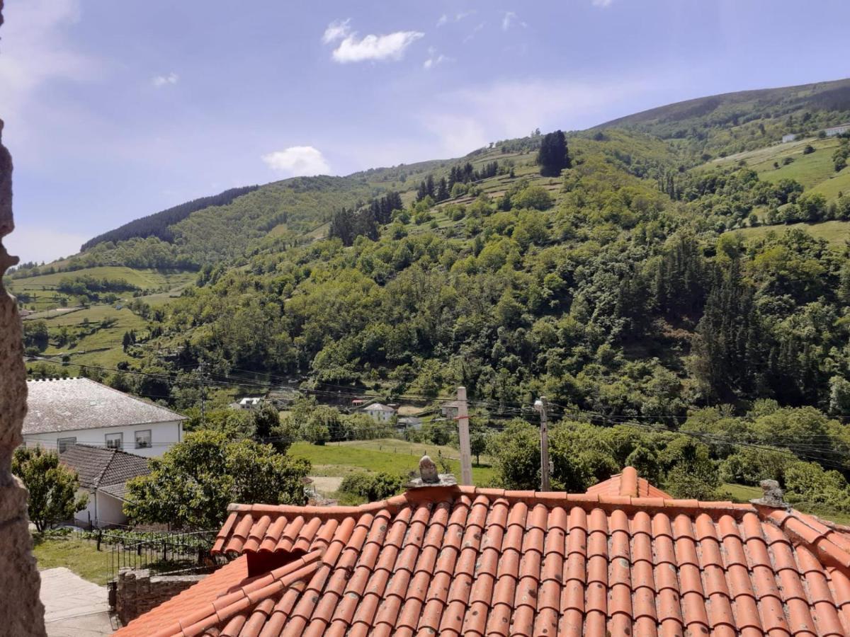 カンガス・デル・ナルセア La Casina De Santulayaヴィラ エクステリア 写真